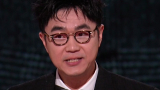 AI遇上手搓方向盘，谁赢？